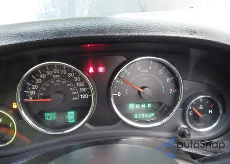 2015 Jeep Wrangler Unlimited Sahara z USA, uszkodzony, nr VIN 1C4BJWEG3FL714646